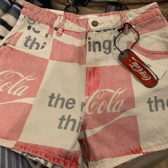 Rollas Mirage Coca-Cola Denim High Waist Jean Shorts Size 26 NWT vintage inspire - Picture 2 of 4